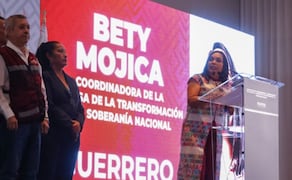 Abelina López durante la ceremonia para nombrar a coordinador de la transformación de Guerrero (14/09/2026). Foto: Karla Guerrero / EL UNIVERSAL