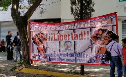 CNTE protesta en Poder Judicial de la Federación en Oaxaca