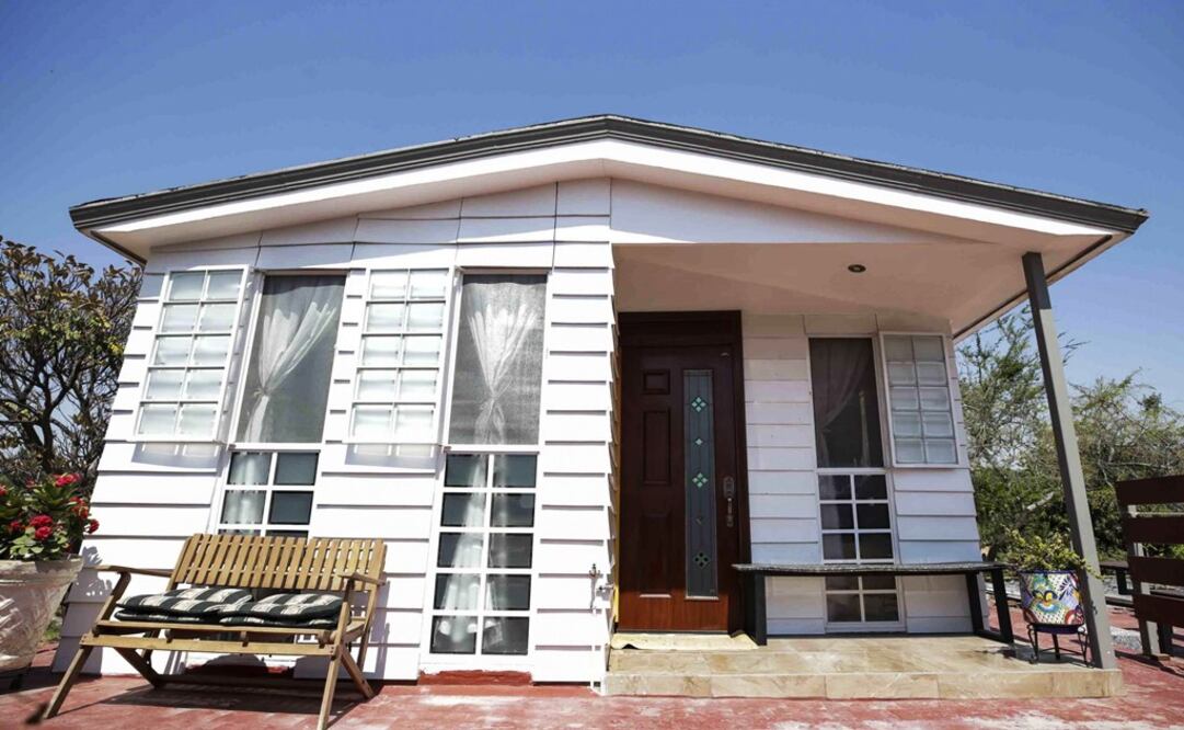 The homes are built using recycled plastic - Photo: Courtesy of UdG