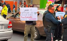 Vecinos bloquean Eje 3 Oriente; exigen cierre de recicladora de metales en Iztapalapa