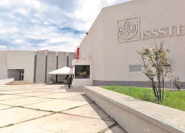 “Un aliciente para el personal médico”, dicen tras ganar rifa del avión