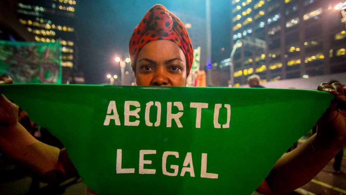 Muchas personas abogan por el acceso legal al aborto en Brasil. Foto: Getty Images