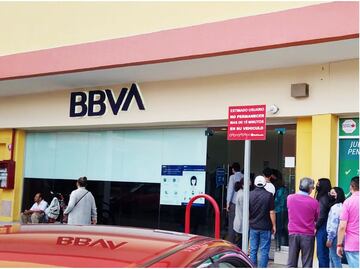 Tras presentar fallas por más de 15 horas, BBVA restablece su servicio