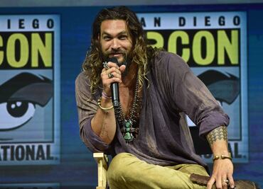 De manera sexy, Jason Momoa se disculpa por tomarse fotos en iglesias del Vaticano