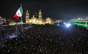 Zócalo de la Ciudad de México, antes de la conmemoración del 216 aniversario de la Independencia de México. Foto: Carlos Mejía / EL UNIVERSAL