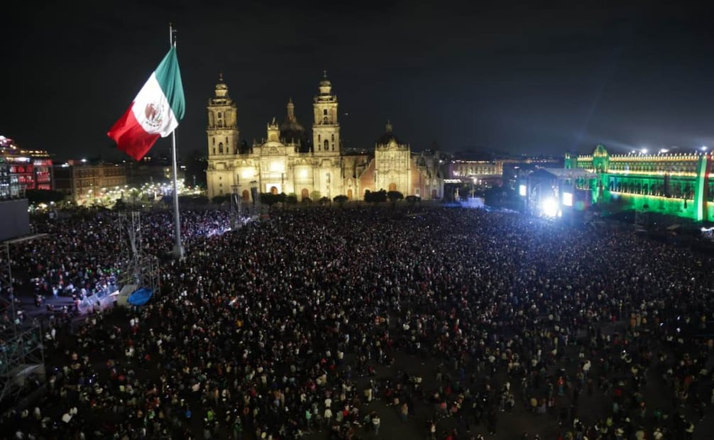 Zócalo de la Ciudad de México, antes de la conmemoración del 216 aniversario de la Independencia de México. Foto: Carlos Mejía / EL UNIVERSAL