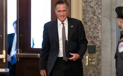 El republicano Mitt Romney dice que votará a favor de destituir a Trump