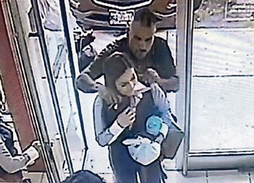 Toma rehenes en asalto a banco en Hermosillo; lo abate la policía