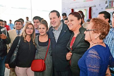 Anuncia Eruviel inversión empresarial 