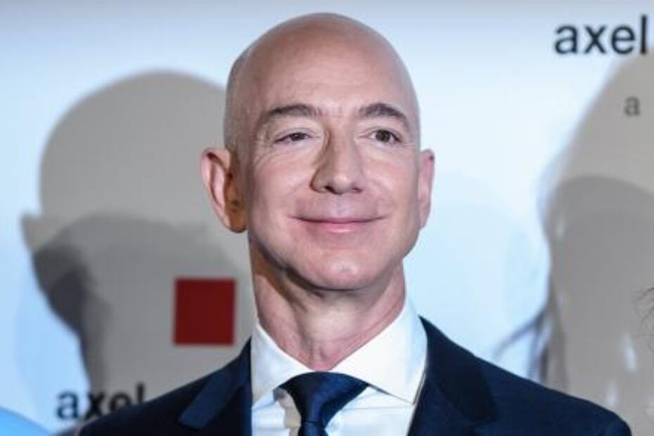 Jeff Bezos no sería nada sin su padre de origen cubano 