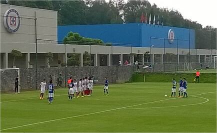 Cruz Azul cierra pretemporada con goleada 