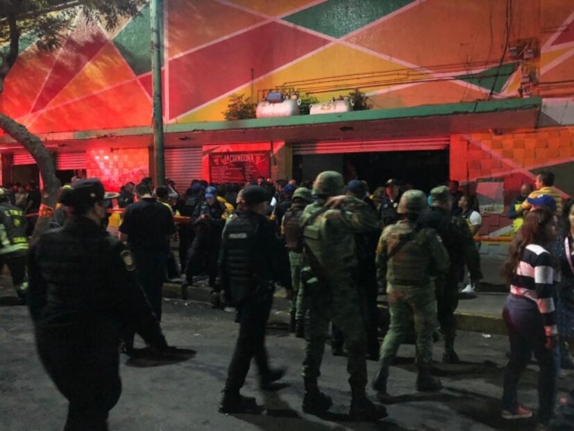 Incendio en mercado Morelos afecta 15 locales