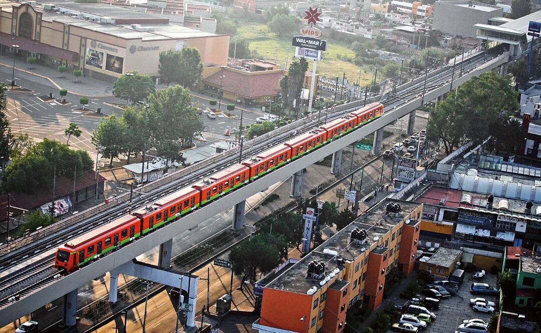 "La Línea 12 ha dejado víctimas mortales desde sus múltiples inauguraciones" afirma el diputado del PAN, Federico Döring. Foto: EL UNIVERSAL