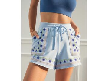 Aumentan expresiones de rechazo contra el plagio de diseños de Santa María Tlahuitoltepec