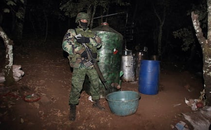 PGR asegura tres narcolaboratorios en Sinaloa