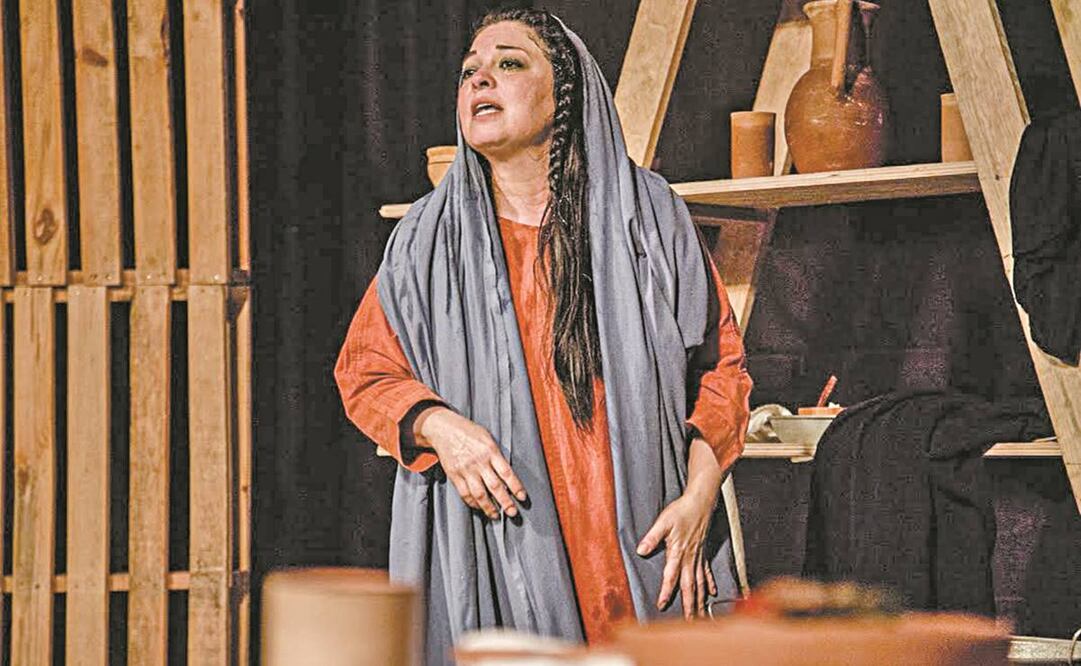 En la puesta, que se transmitirá el 1 y 2 de abril desde el Foro Shakespeare, Luly interpreta a una María que siente culpa y huye. Foto: Luly Garza