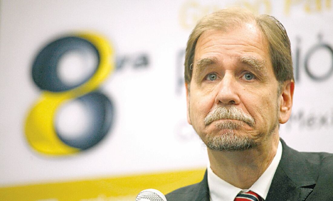 El dirigente nacional del PRD acepta que el partido vive momentos complicados en Oaxaca, Zacatecas y Puebla porque la elección interna para definir a candidatos a gobernador ha llegado a tribunales (ARCHIVO ELUNIVERSAL)