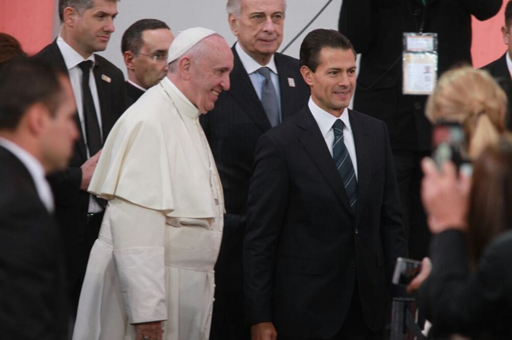El presidente Enrique Peña Nieto recibió al Papa Francisco en Palacio Nacional. Foto Lucía Godínez/EL UNIVERSAL