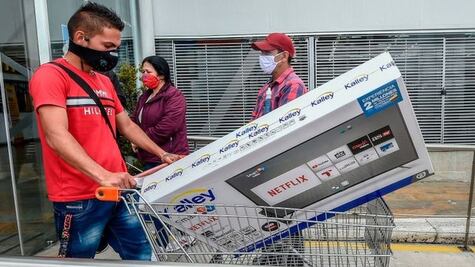 Así fue "el día sin IVA" en Colombia para incentivar la economía tras el Covid-19