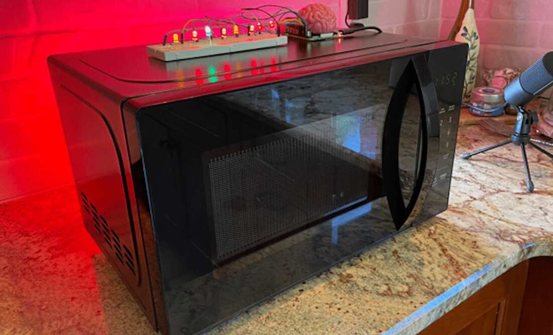 Resucitó a su amigo imaginario con IA, pero éste trató de asesinarlo