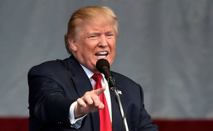 Trump amenaza a universidad tras suspensión de acto de bloguero