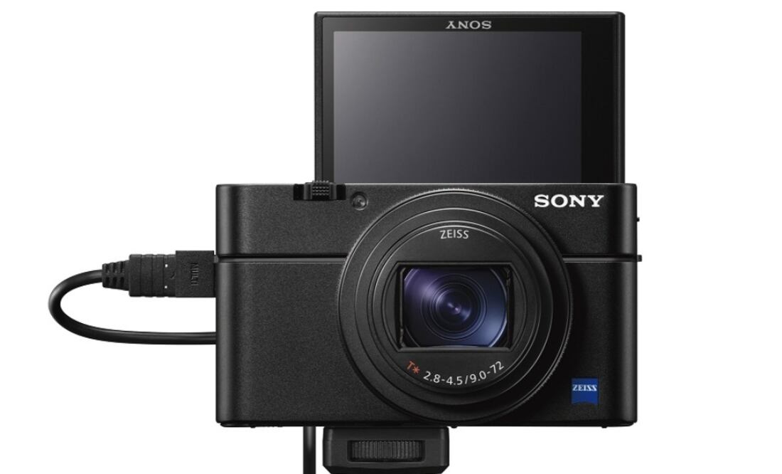 Funcionalidades de video de nivel profesional, 4K HDR (HLG), seguimiento en tiempo real y enfoque al ojo en todo momento para grabación de video, SteadyShot activo para 4K, grabación de videos en vertical y conector de micrófono integrado ideal para video