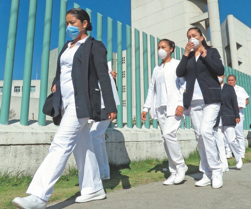 En todo el mundo hay 27.9 millones de personas que se dedican a la enfermería, de las cuales, 19.3 millones son profesionales, de acuerdo con la Organización Mundial de la Salud. ARCHIVO EL UNIVERSAL