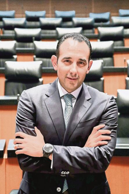 Propuest a. El senador Roberto Gil presentó una iniciativa para crear un comité de Seguridad Interior (ARCHIVO. EL UNIVERSAL)