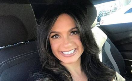 Desde Miami, Penélope Menchaca presumió el minivestido ideal para mujeres mayores de 50 años