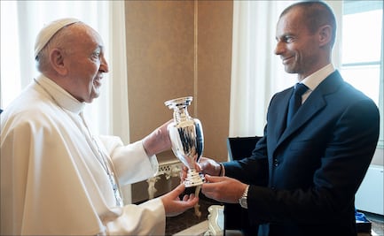 Papa Francisco recibe en el Vaticano al presidente de la UEFA previo a la Eurocopa