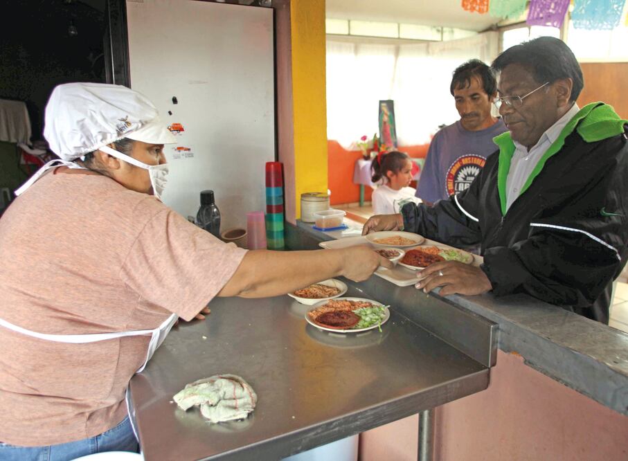 Algunos de los programas afectados serán Pensión para Adultos Mayores y Comedores Comunitarios (ARCHIVO EL UNIVERSAL)