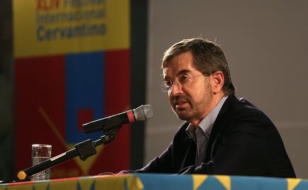 Pide “reinventar el iberoamericanismo”