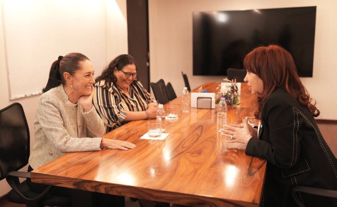 Claudia Sheinbaum, Citlalli Hernández y Cristina Fernández. Foto: X @CitlaHM