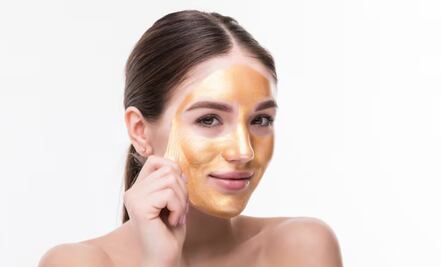 Aprende a preparar esta mascarilla casera para recuperar colágeno y combatir las arrugas