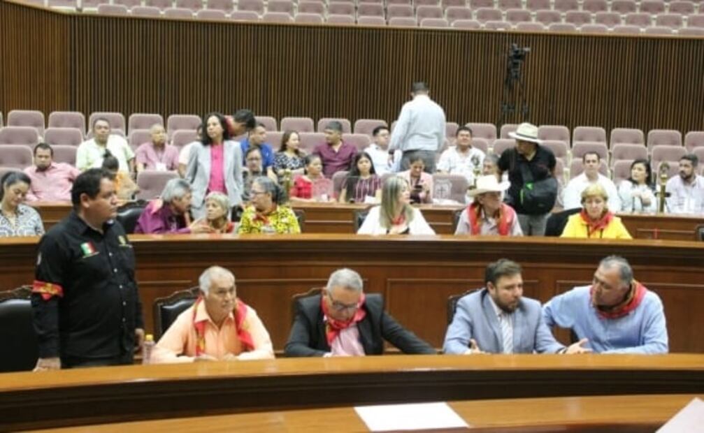 Tras cirugía de corazón abierto, diputado de Sinaloa regresa a trabajar