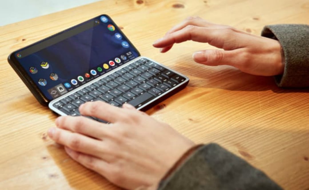 El Astro Slide opera con Android 10, también soporta Linux OS