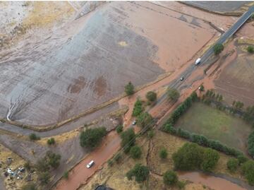 Lluvias afectan a zona de campos menonitas en Chihuahua; provocan inundaciones en restaurantes, locales comerciales y viviendas