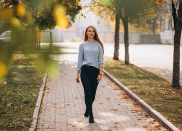 Descubre el sencillo hábito que alarga la vida de las mujeres; Harvard lo explica