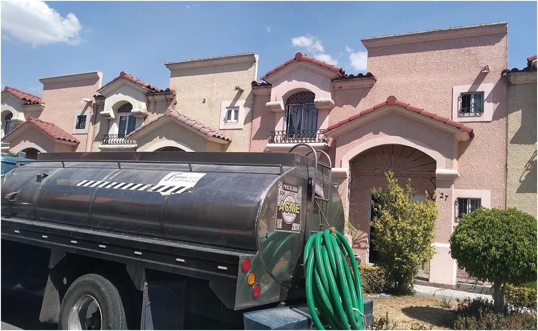 Vecinos de Edomex exigen más tandeo de agua. Foto: Especial