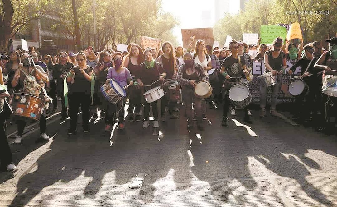 Integrantes de La Lesbo Batukada Feminista Radical acompañan en diversos espacios a las víctimas de violencia de género, con el objetivo de que obtengan justicia. Foto: CORTESÍA