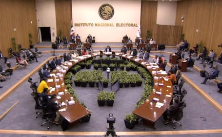 Conteo rápido del INE estima participación de 18% en revocación de mandato; necesita 40% para ser válida