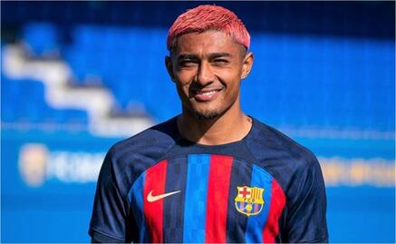 Julián Araujo con los días contados en el FC Barcelona