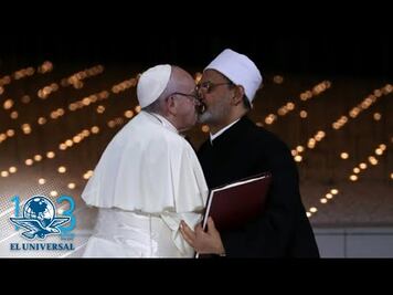 Con beso, Papa y el imán de Al-Azhar sellan pacto de fraternidad