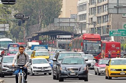 Contingencia deja en el garaje 277 mil vehículos