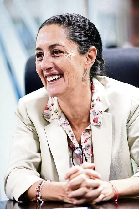 En la foro: Claudia Sheinbaum, delegada de Tlalpan