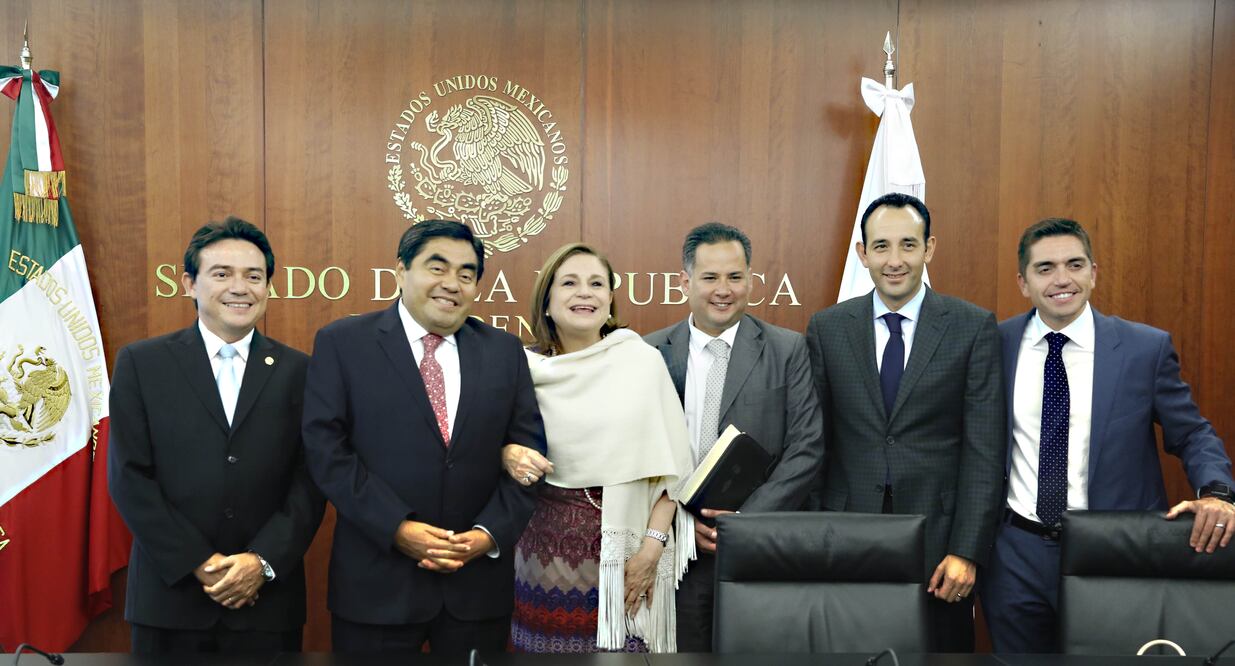 Felicita procuradora a Roberto Gil