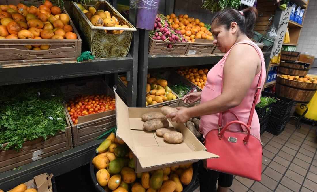 Los bancos de alimentos son, junto a los cupones de alimentación, una de las opciones a las que recurren los pobres en Estados Unidos (Foto: Getty Images)