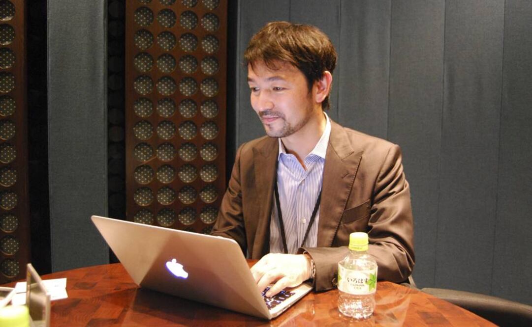 Hayashi explica que no le interesan las máquinas que sustituyen o emulan labores humanas, sino aquellas que nos pueden ayudar a sentirnos mejor. (FOTO: EFE)