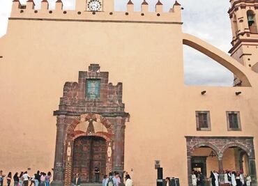 Arquidiócesis pide a AMLO reconstruir templos