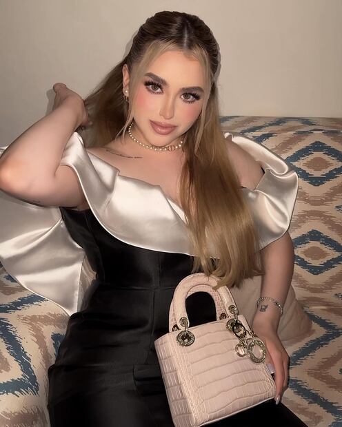 Amely Nodal y su look con accesorios Dior. Foto: Instagram @amely.nodal